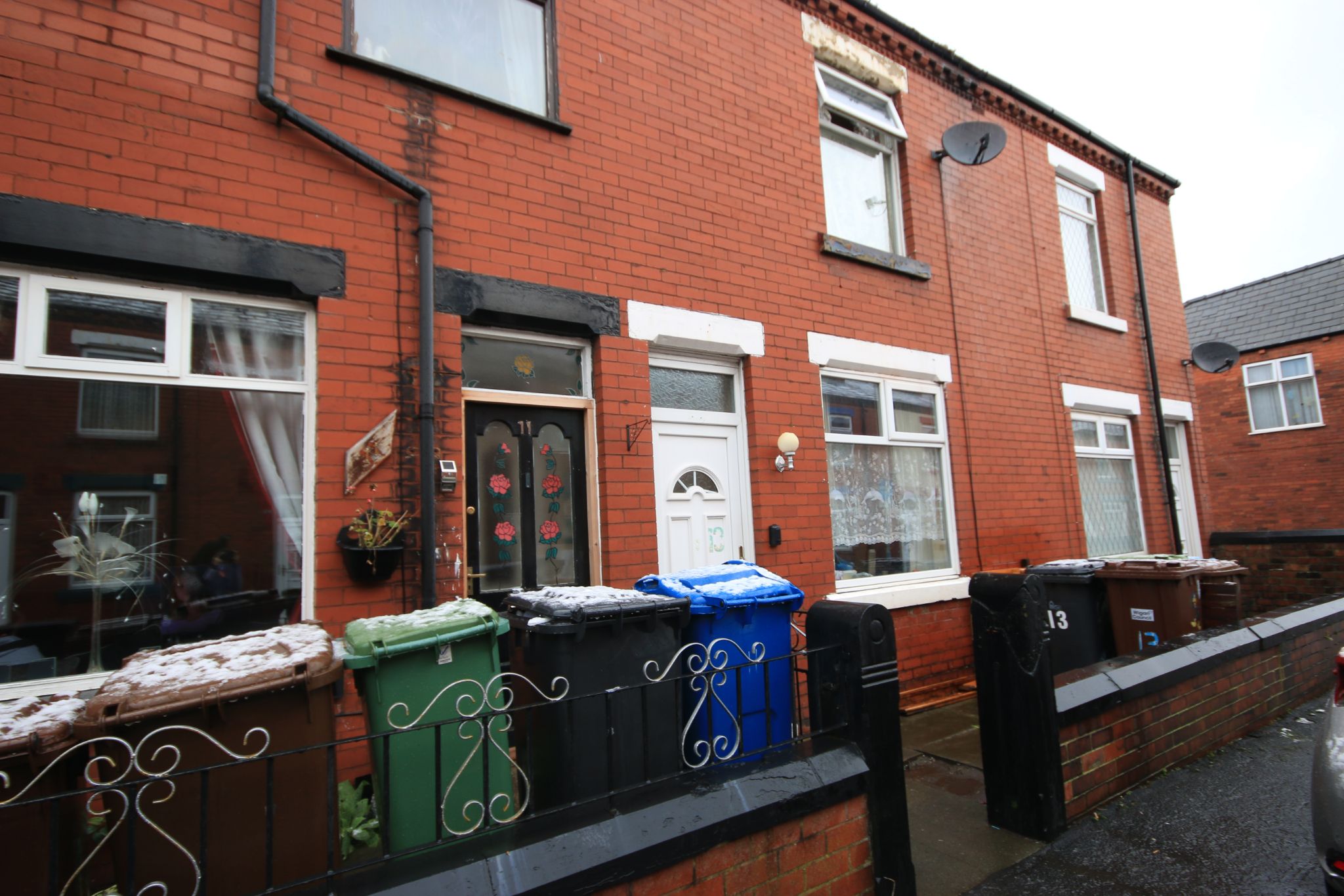 2 bedroom mid terraced house Let in Wigan - Photograph 1.